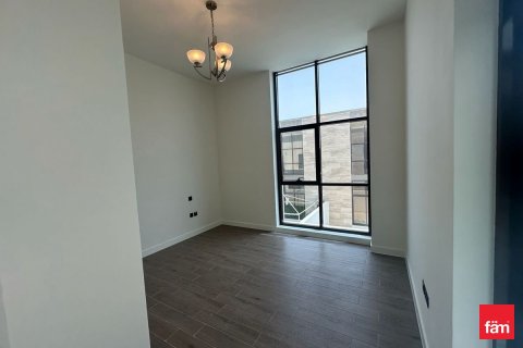 4 bedrooms Villa in Dubai, UAE No. 166640 8