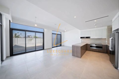 Villa de 4 dormitorios en Mudon, UAE No. 224320 3