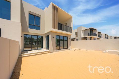 4 bedrooms Townhouse in Dubai, UAE No. 220828 3
