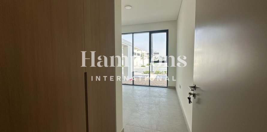 Townhouse de 4 dormitorios en The Valley, UAE No. 208224