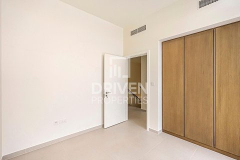Villa de 4 dormitorios en EMAAR South, UAE No. 207401 8
