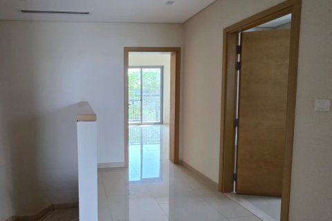 Townhouse de 3 dormitorios en Muwaileh Commercial, UAE No. 215279 11