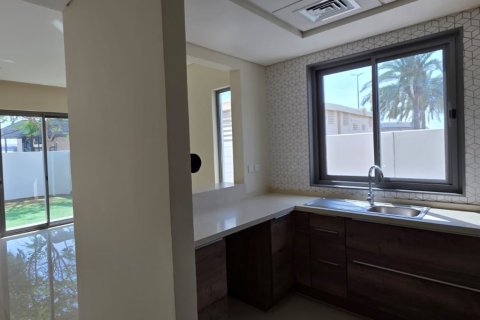 Townhouse de 3 dormitorios en Muwaileh Commercial, UAE No. 215279 6
