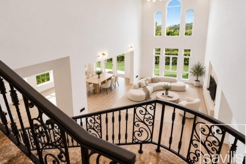 Вилла с 4 спальнями в Jumeirah Islands, ОАЭ №214003 7