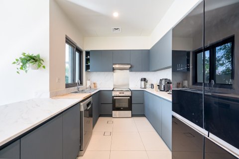 Townhouse de 4 chambres à Maple 3, UAE No. 212931 5