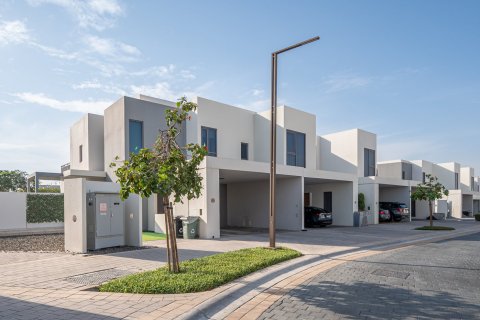 Townhouse de 4 chambres à Maple 3, UAE No. 212931 17