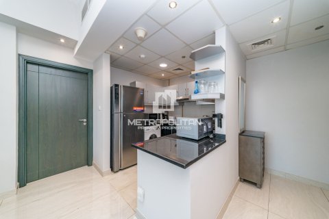 2 bedrooms Apartment in Business Bay, UAE No. 130061 8
