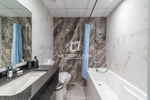 2 bedrooms Apartment in Business Bay, UAE No. 130061 25