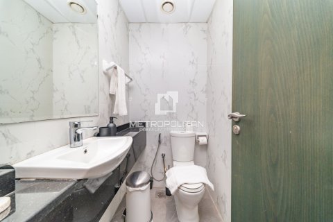 2 bedrooms Apartment in Business Bay, UAE No. 130061 26