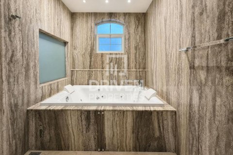 Вилла с 6 спальнями в The Villa, ОАЭ №218607 30