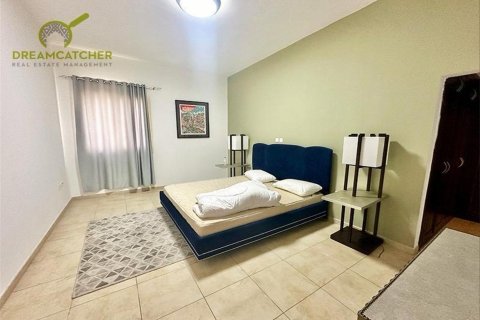 Вилла с 4 спальнями в Al Hamra Village, ОАЭ №34233 13