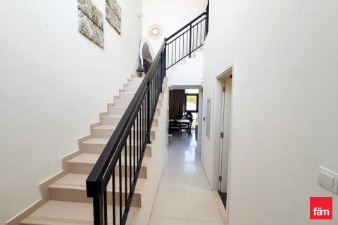 3 bedrooms Townhouse in Dubai, UAE No. 216449 9
