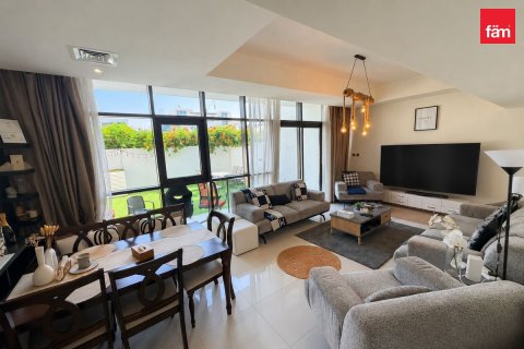 3 bedrooms Townhouse in Dubai, UAE No. 216449