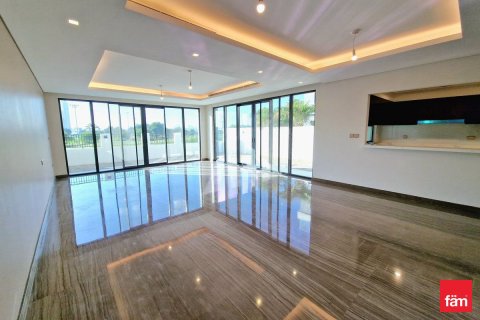 7 bedrooms Villa in Dubai, UAE No. 216052 24