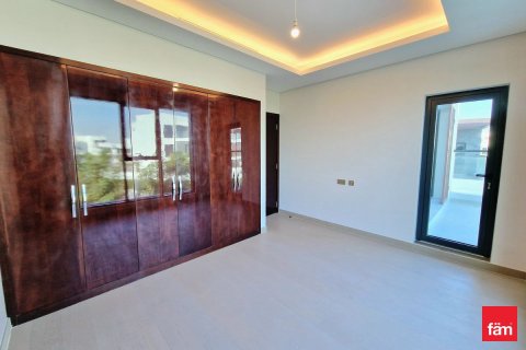 7 bedrooms Villa in Dubai, UAE No. 216052 8
