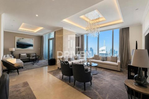 Apartment de 4 dormitorios en The Address Residence Fountain Views, UAE No. 223212 3