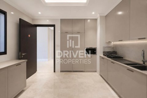 Apartment de 4 dormitorios en The Address Residence Fountain Views, UAE No. 223212 10