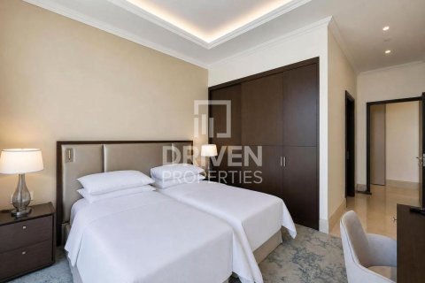 Apartment de 4 dormitorios en The Address Residence Fountain Views, UAE No. 223212 11