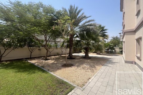 Вилла с 2 спальнями в Jumeirah Village Triangle, ОАЭ №200980 3