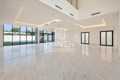 Villa de 6 dormitorios en District One, UAE No. 223242