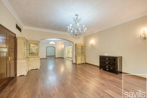 Villa de 5 dormitorios en Jumeirah, UAE No. 220445 6