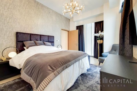 2 bedrooms Apartment in 5242, UAE No. 5748 6