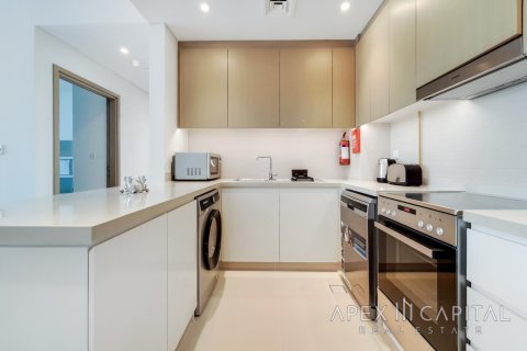 2 bedrooms Apartment in 5242, UAE No. 5748 9