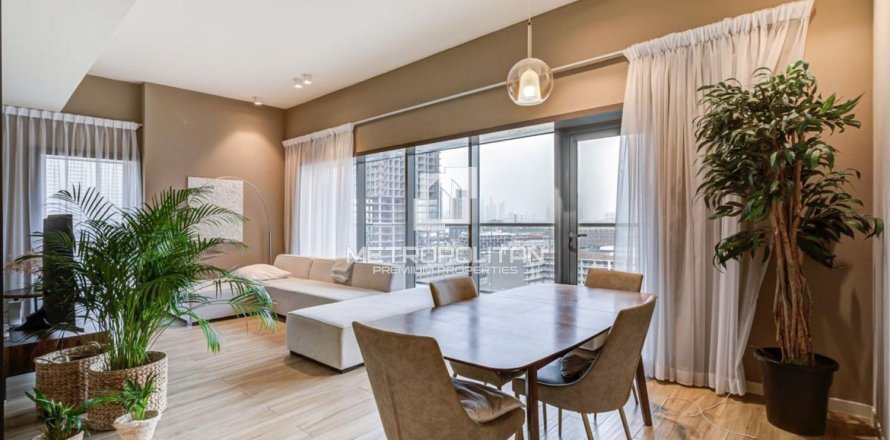 1 bedroom Apartment in Jumeirah Village Circle, UAE No. 129348