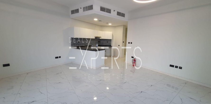 Apartment de 2 dormitorios en Masdar City, UAE No. 224186