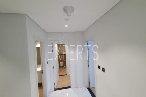 Apartment de 2 dormitorios en Masdar City, UAE No. 224186 6