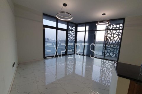 Apartment de 2 dormitorios en Masdar City, UAE No. 224186 3