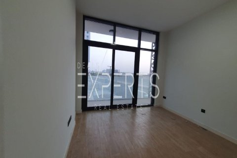 Apartment de 2 dormitorios en Masdar City, UAE No. 224186 8