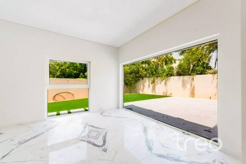 5 bedrooms Villa in Meadows, UAE No. 220757 8