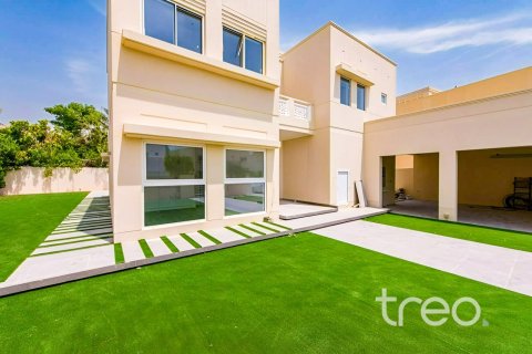 5 bedrooms Villa in Meadows, UAE No. 220757 24