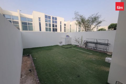 4 bedrooms Townhouse in Dubai, UAE No. 200354 3