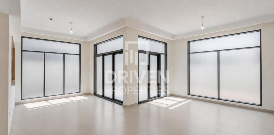 4 bedrooms Townhouse in The Pulse, UAE No. 211277