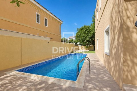 Villa de 5 dormitorios en Hacienda, UAE No. 223223 25
