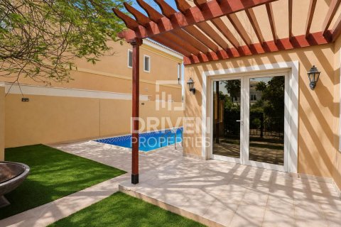 Villa de 5 dormitorios en Hacienda, UAE No. 223223 29