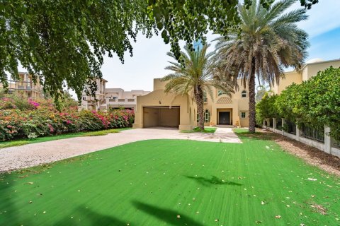 4 غرف نوم فيلا في Jumeirah Islands, الإمارات العربية المتحدة رقم 183220 3