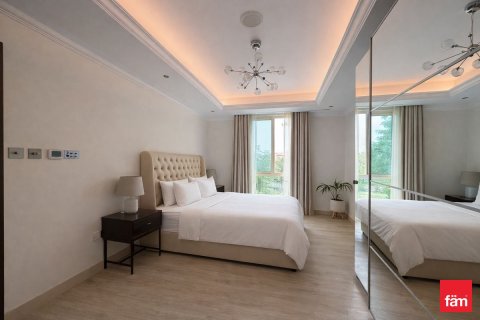 Villa de 4 chambres à Jumeirah Islands, UAE No. 151631 5