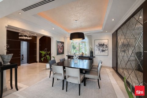 Villa de 4 chambres à Jumeirah Islands, UAE No. 151631 10