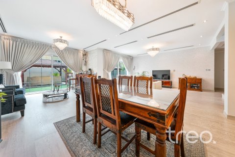 Villa de 4 chambres à Legacy, UAE No. 222685 7