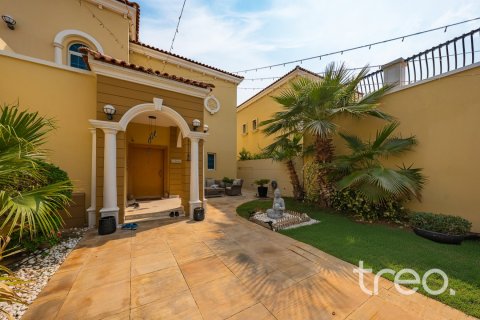 Villa de 4 chambres à Legacy, UAE No. 222685 29
