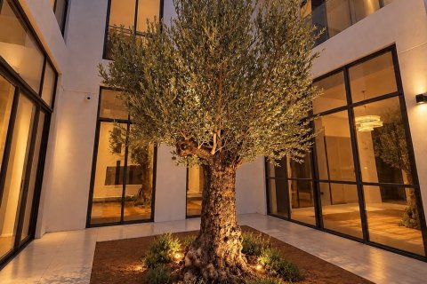 Villa de 6 dormitorios en Dubai, UAE No. 197826