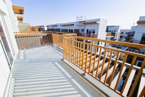 Townhouse de 4 dormitorios en DAMAC Hills (Akoya by DAMAC), UAE No. 168536 15