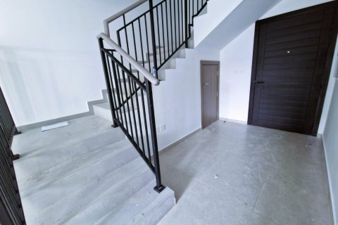 Townhouse de 4 dormitorios en DAMAC Hills (Akoya by DAMAC), UAE No. 168536 3