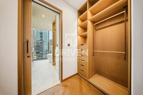 3 bedrooms Apartment in Business Bay, UAE No. 212805 16