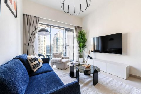 Apartment de 2 dormitorios en Burj Royale, UAE No. 204692 4
