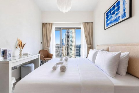 Apartment de 2 dormitorios en Burj Royale, UAE No. 204692 7