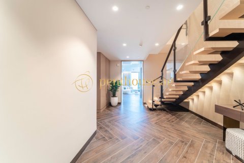 Duplex de 2 chambres à Zabeel, UAE No. 16661 18